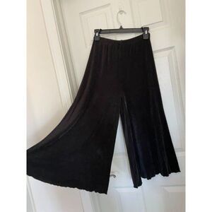 Chico's Black Capris (Size 0)